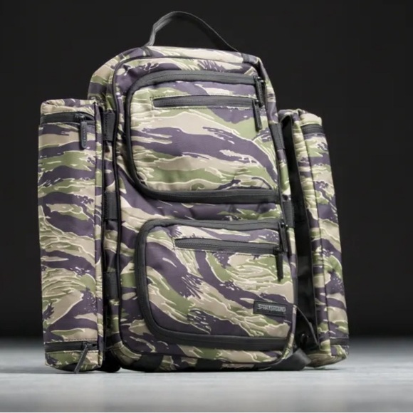 NWT SPRAYGROUND MINI GUB TIGER CAMO MG059 ARMY BACKPACK HIKIBG VARIATION $259 - Picture 2 of 9